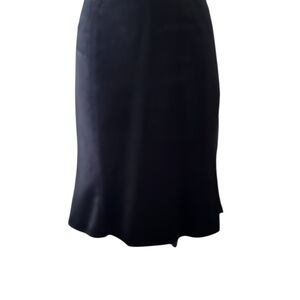 Monique Lhuillier Black Satin Trumpet Hem Skirt